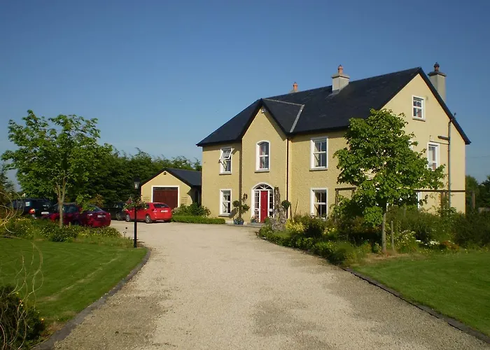 Newlands Lodge